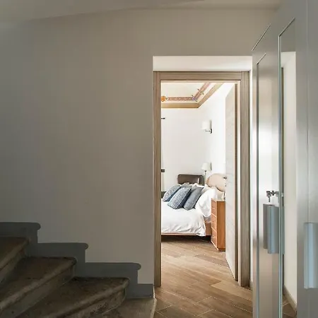 Como, Beautiful Palazzo Apartment, View *